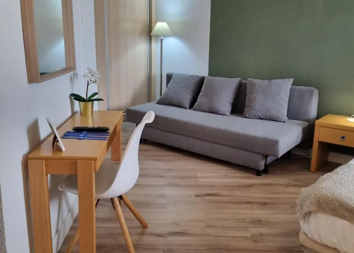 Apartament Benalbeach. 1º Linea De Playa. *