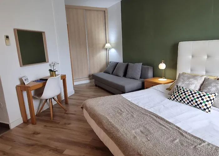 Apartament Benalbeach. 1º Linea De Playa.